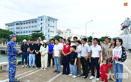 Activity fostering love for national sea and islands among local residents